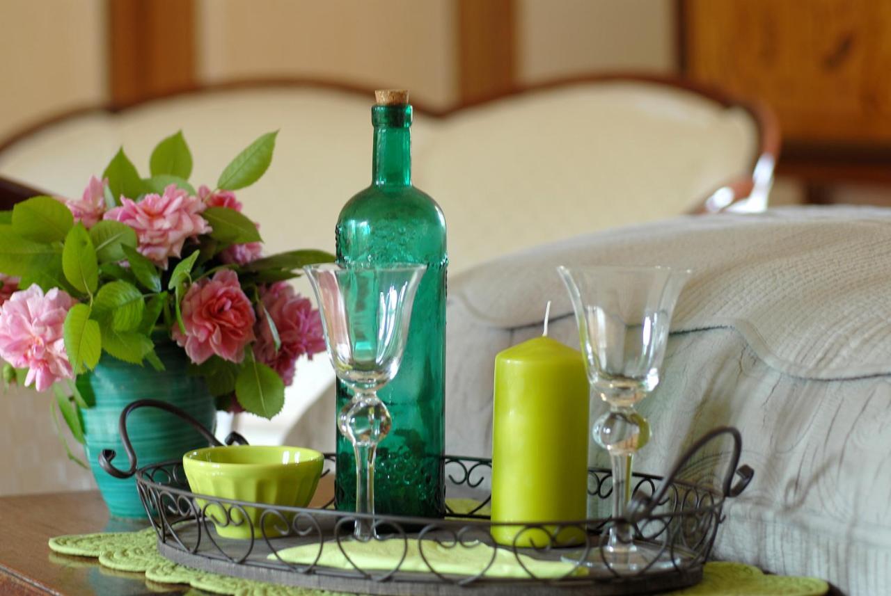 Le Manoir Du Rocher 돔므 외부 사진