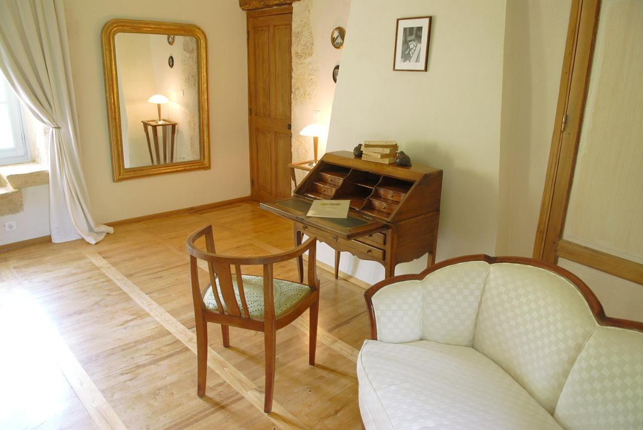 Le Manoir Du Rocher 돔므 외부 사진