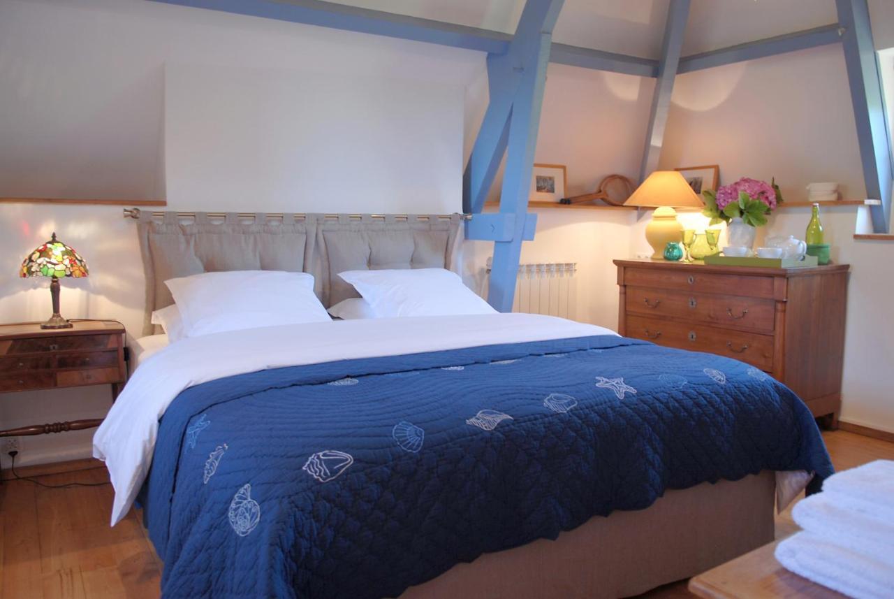 Le Manoir Du Rocher 돔므 외부 사진